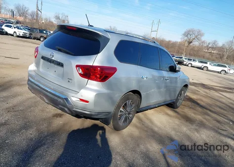 2018 Nissan Pathfinder Sv из США, поврежденный, VIN 5N1DR2MMXJC631754